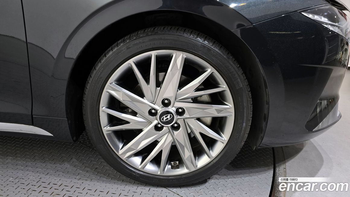 Hyundai Grandeur 2020