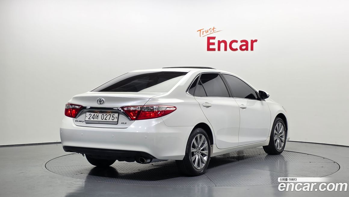 Toyota Camry 2016