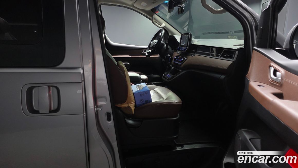 Hyundai Starex 2019