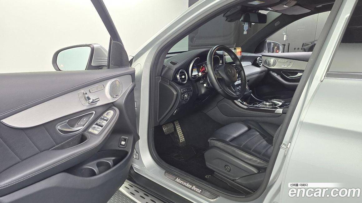 Mercedes-Benz GLC-Class 2017