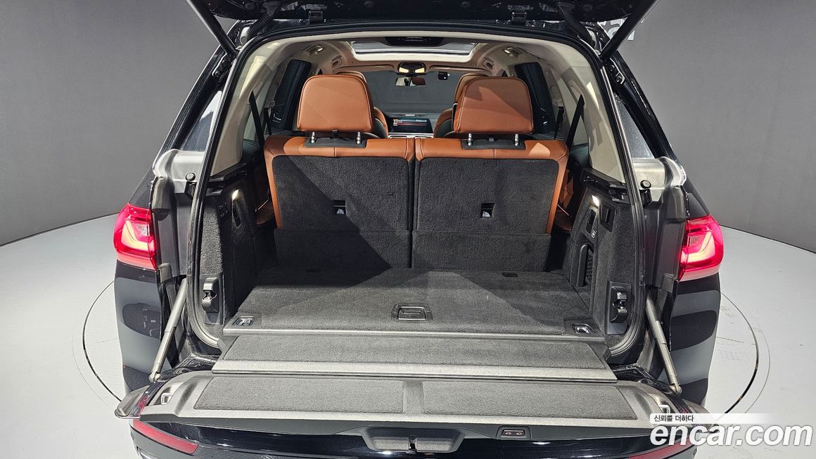 BMW X7 2022