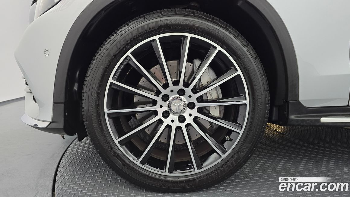 Mercedes-Benz GLC-Class 2017