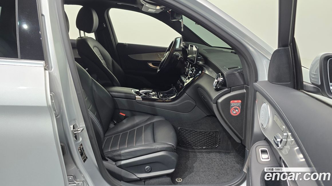 Mercedes-Benz GLC-Class 2017