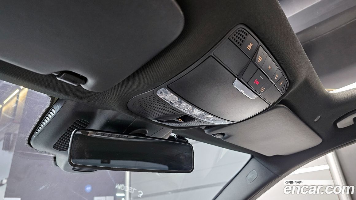 Mercedes-Benz C-Class 2020