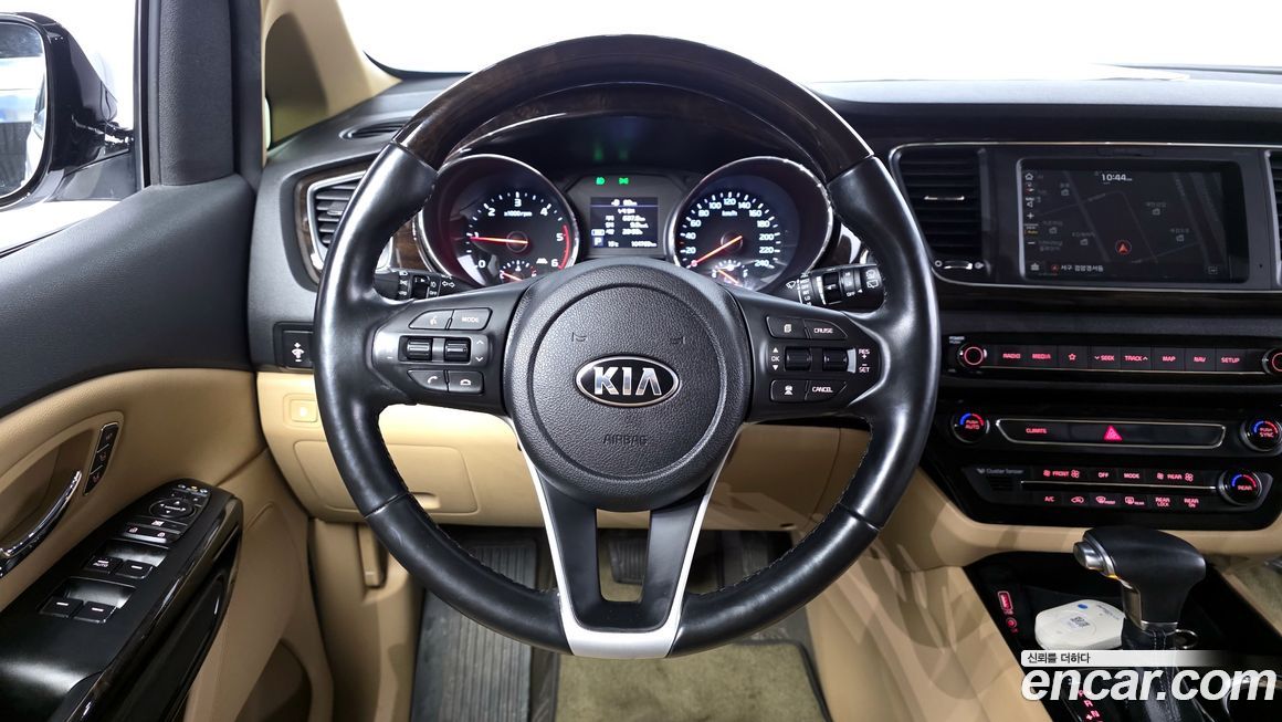 Kia Canival 2019
