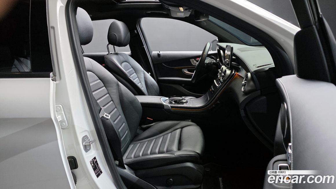 Mercedes-Benz GLC-Class 2018