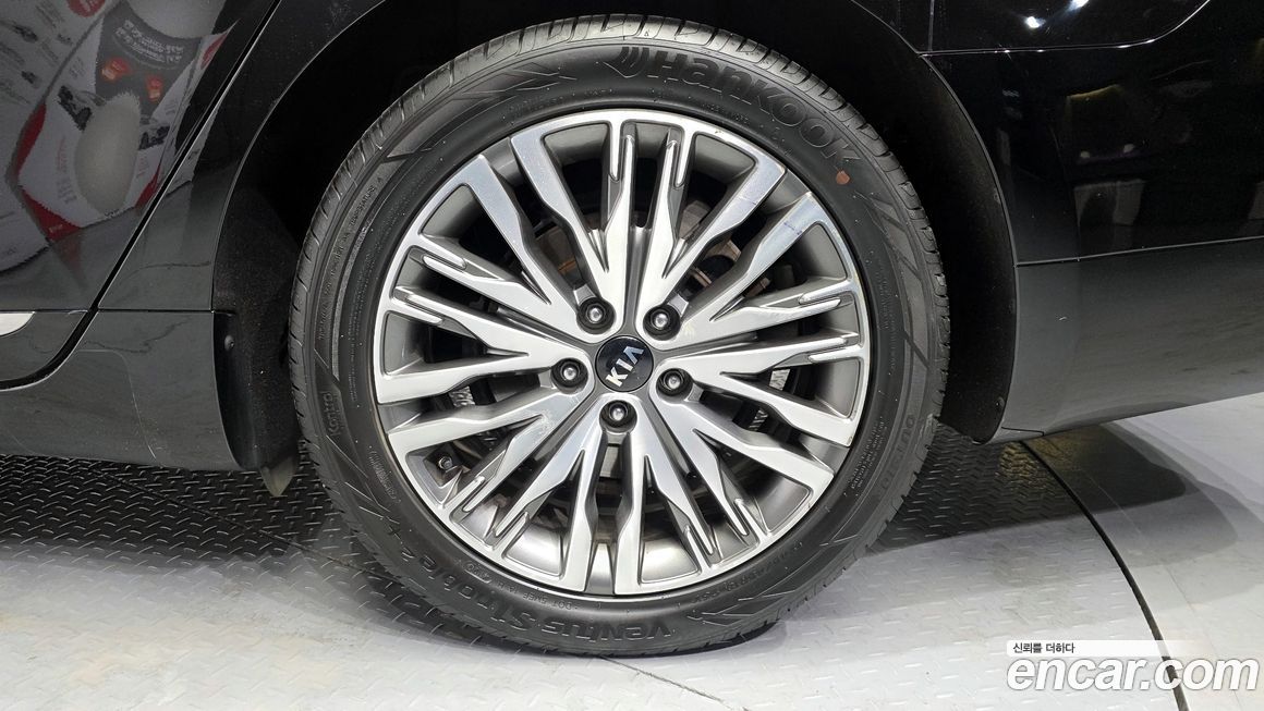 Kia K7 2021