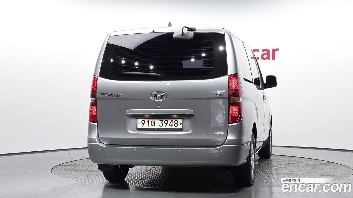 Hyundai Starex 2021