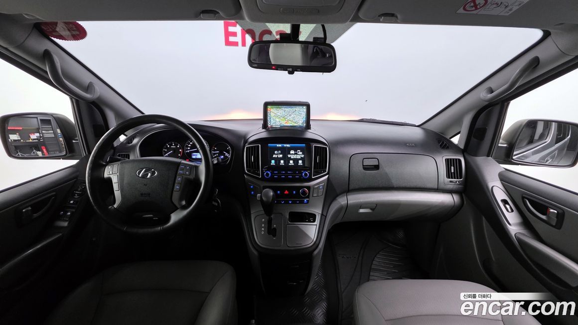 Hyundai Starex 2021