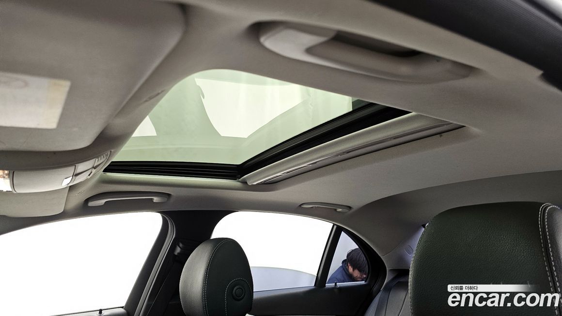 Mercedes-Benz E-Class 2017