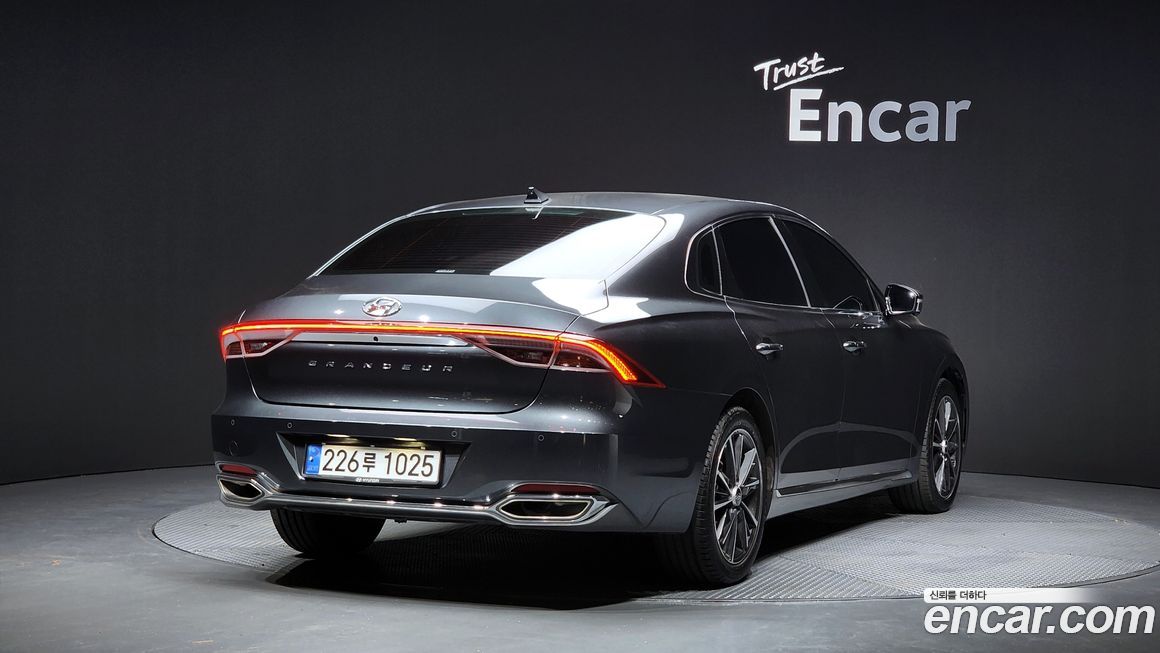 Hyundai Grandeur 2022