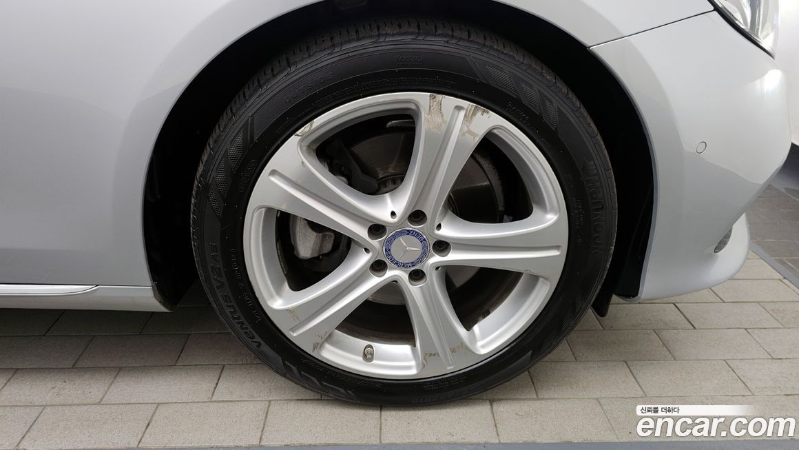 Mercedes-Benz E-Class 2017