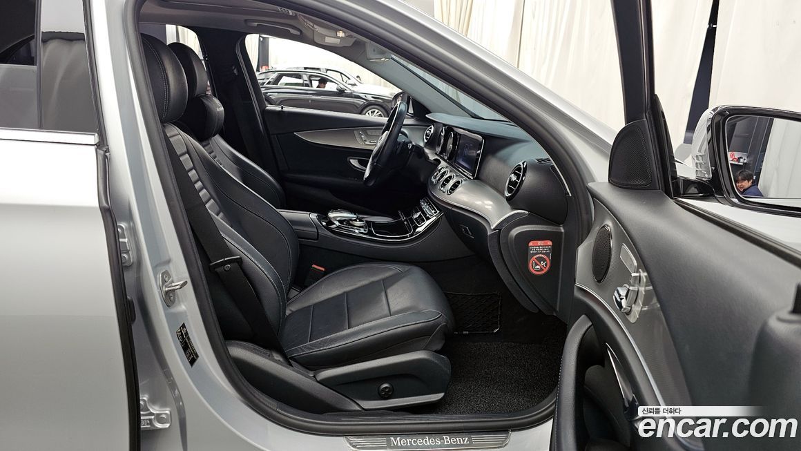 Mercedes-Benz E-Class 2017