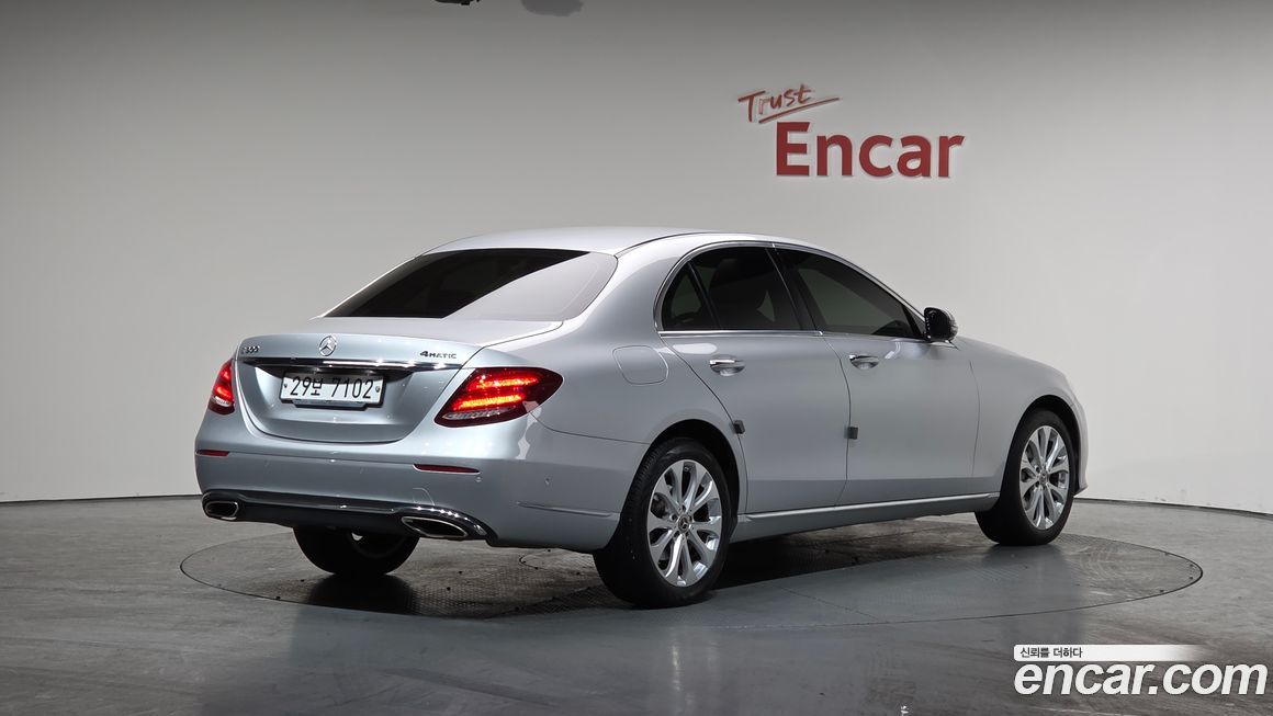 Mercedes-Benz E-Class 2018