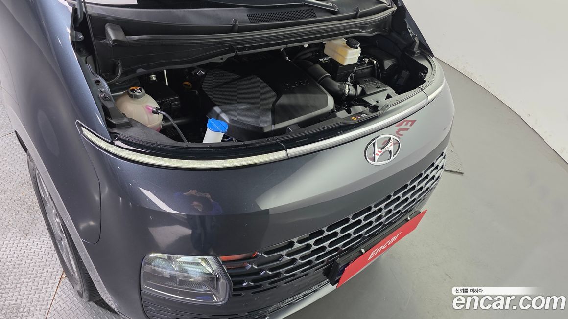 Hyundai Staria 2022