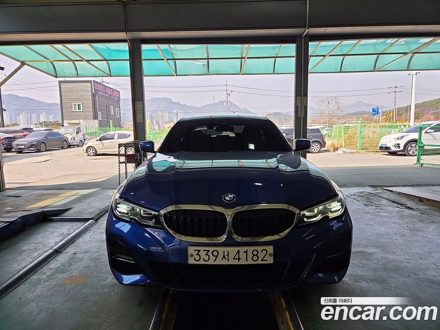 BMW 3-Series 2020