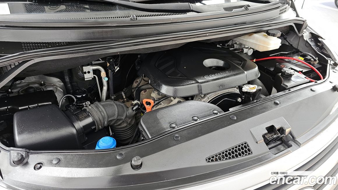Hyundai Starex 2018