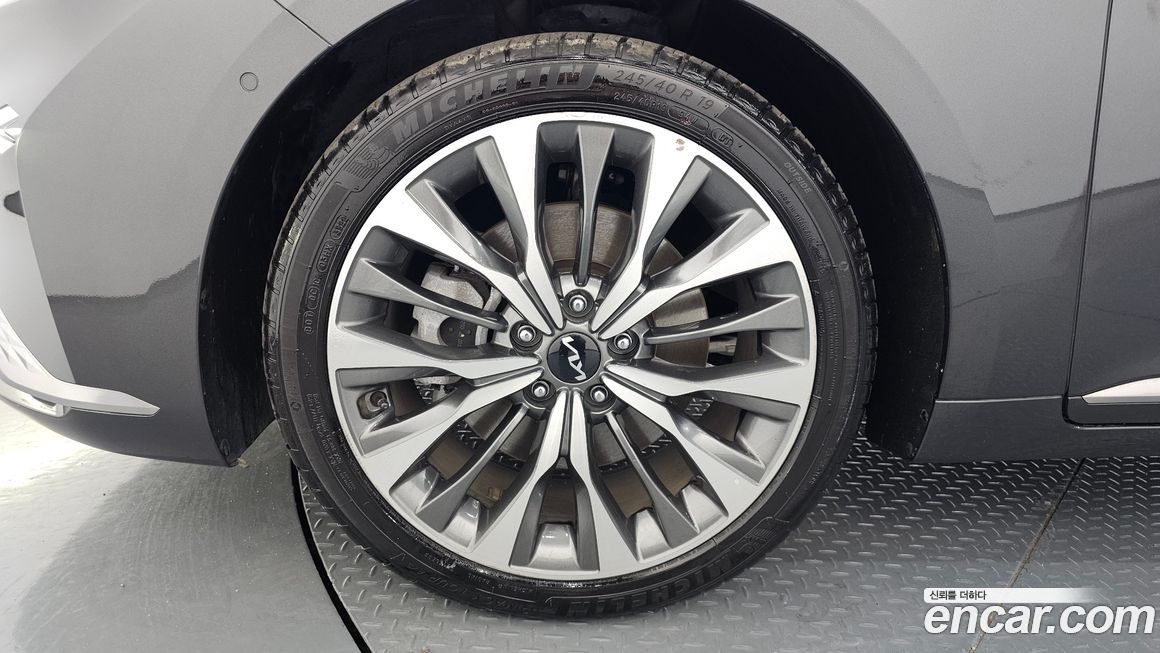 Kia K8 2023