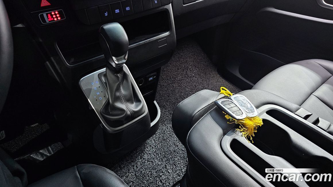 Hyundai Staria 2023