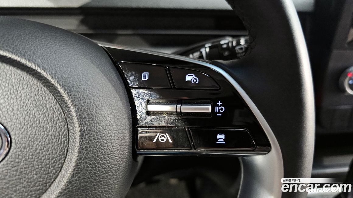 Hyundai Staria 2023
