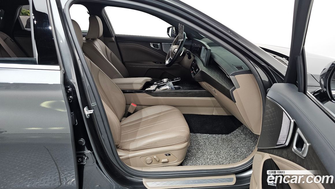 Kia K8 2023