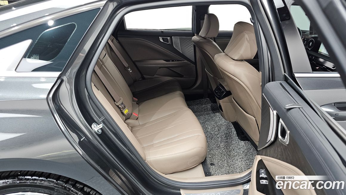Kia K8 2023