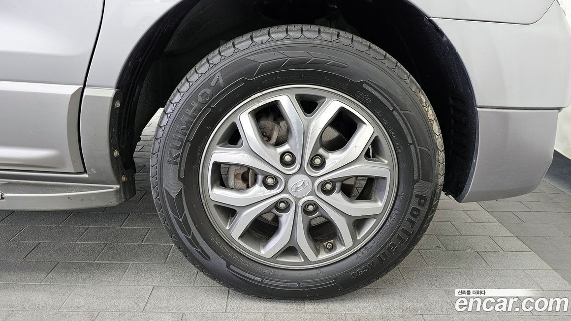 Hyundai Starex 2018