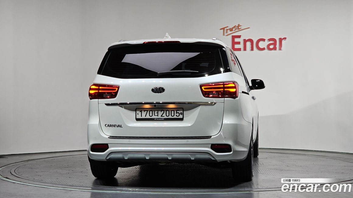 Kia Canival 2020