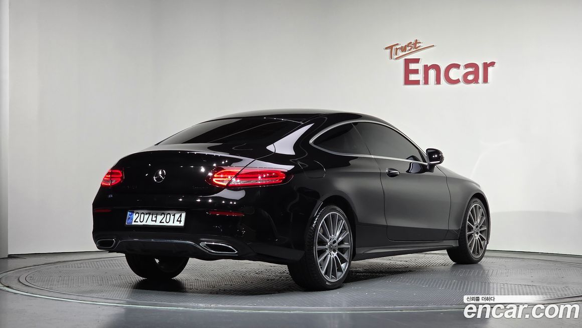 Mercedes-Benz C-Class 2019