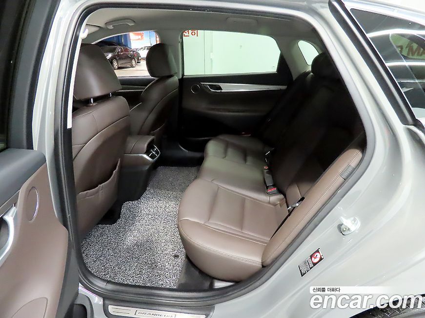 Hyundai Grandeur 2021