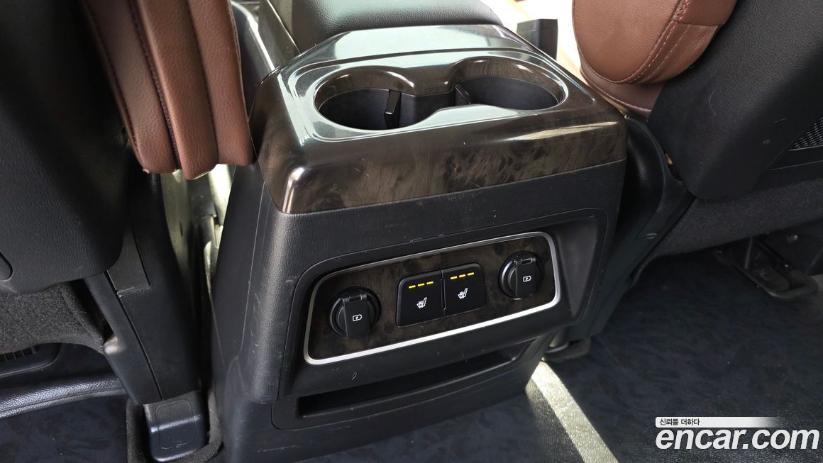 Hyundai Starex 2019