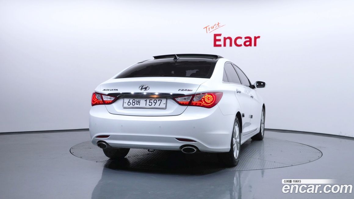 Hyundai Sonata 2010