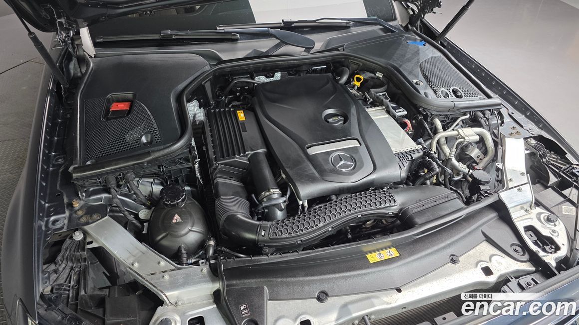Mercedes-Benz E-Class 2018