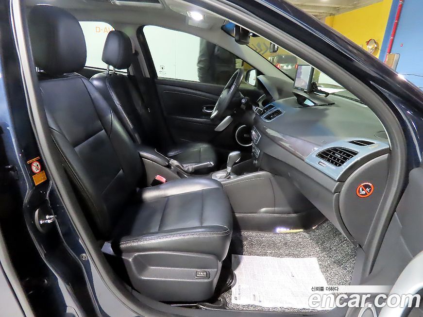 Renault-KoreaSamsung SM3 2011