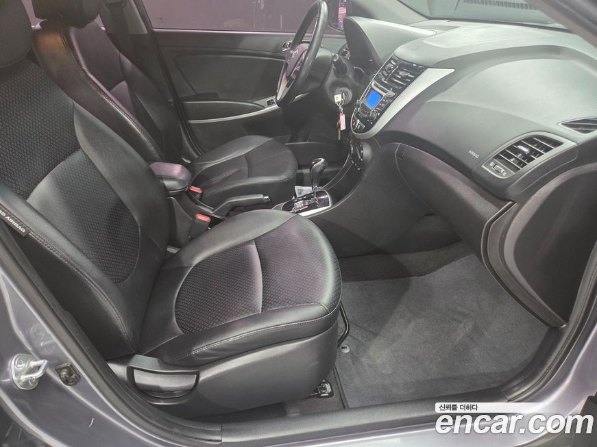 Hyundai Accent 2014