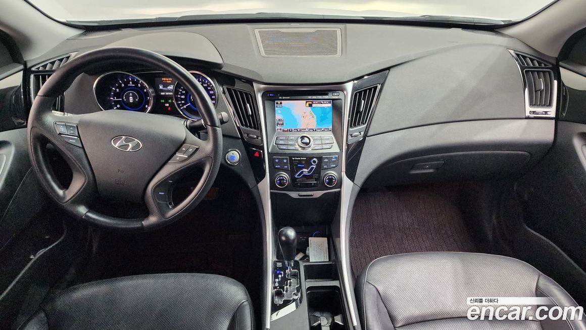Hyundai Sonata 2010