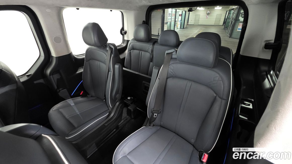 Hyundai Staria 2023
