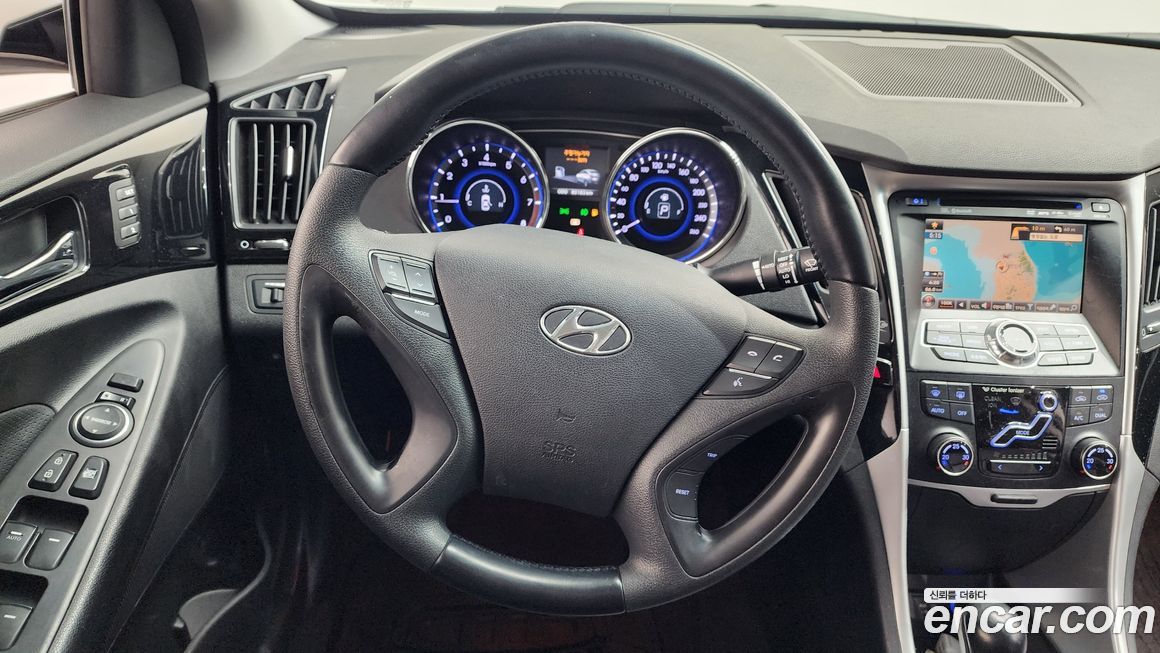 Hyundai Sonata 2010