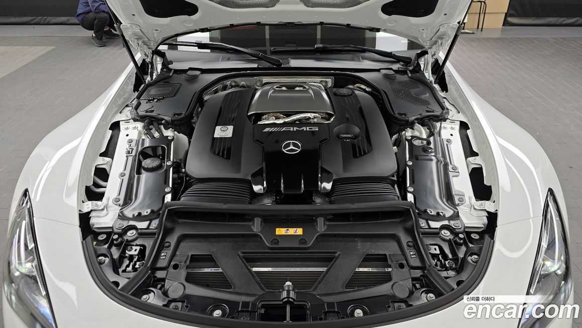 Mercedes-Benz AMG GT 2025