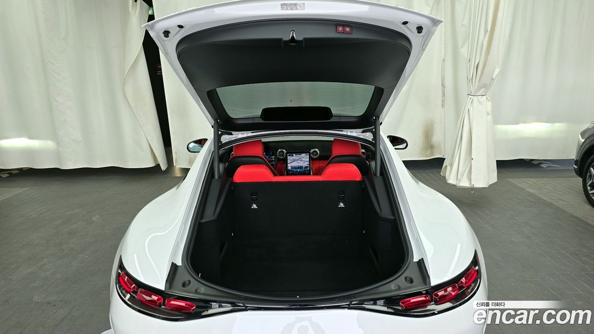 Mercedes-Benz AMG GT 2025