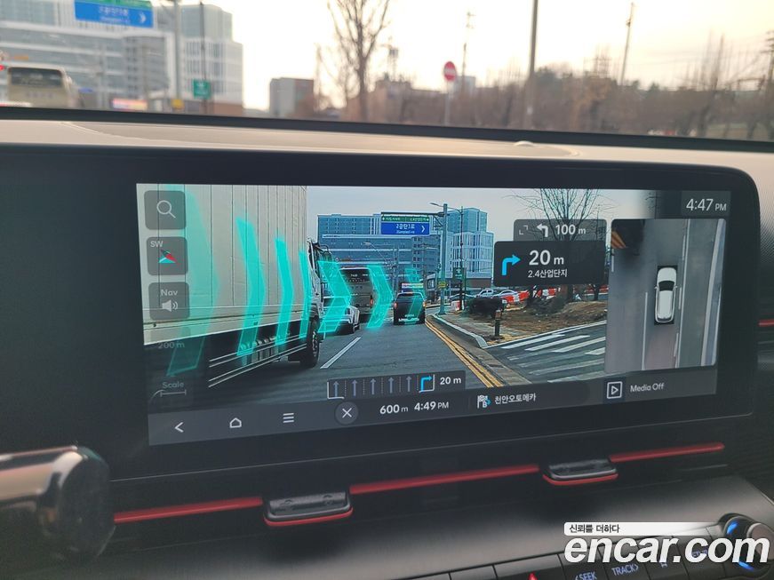 Hyundai Kona 2025