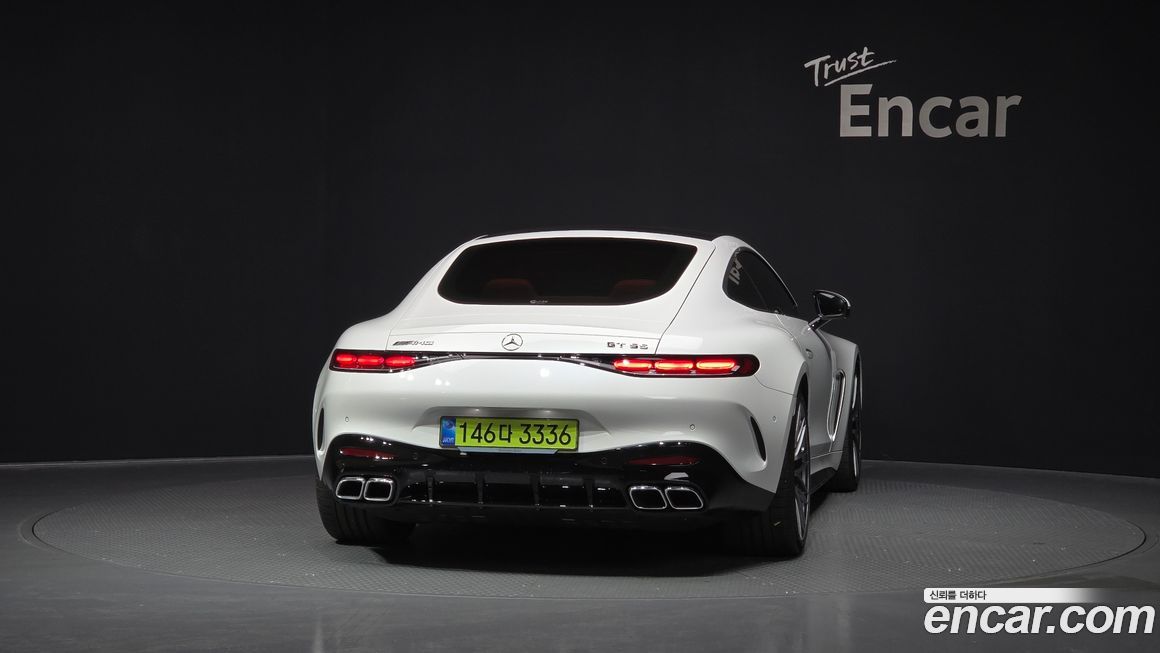Mercedes-Benz AMG GT 2025