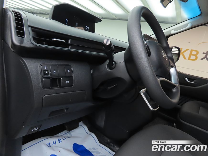 Hyundai Staria 2023
