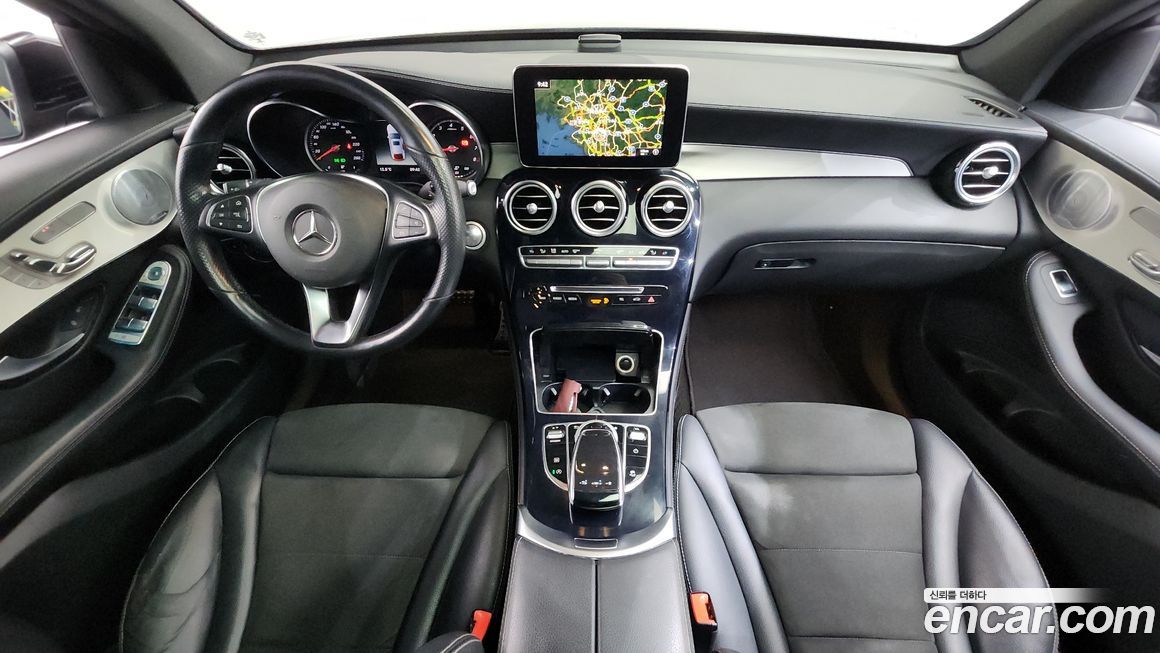 Mercedes-Benz GLC-Class 2019