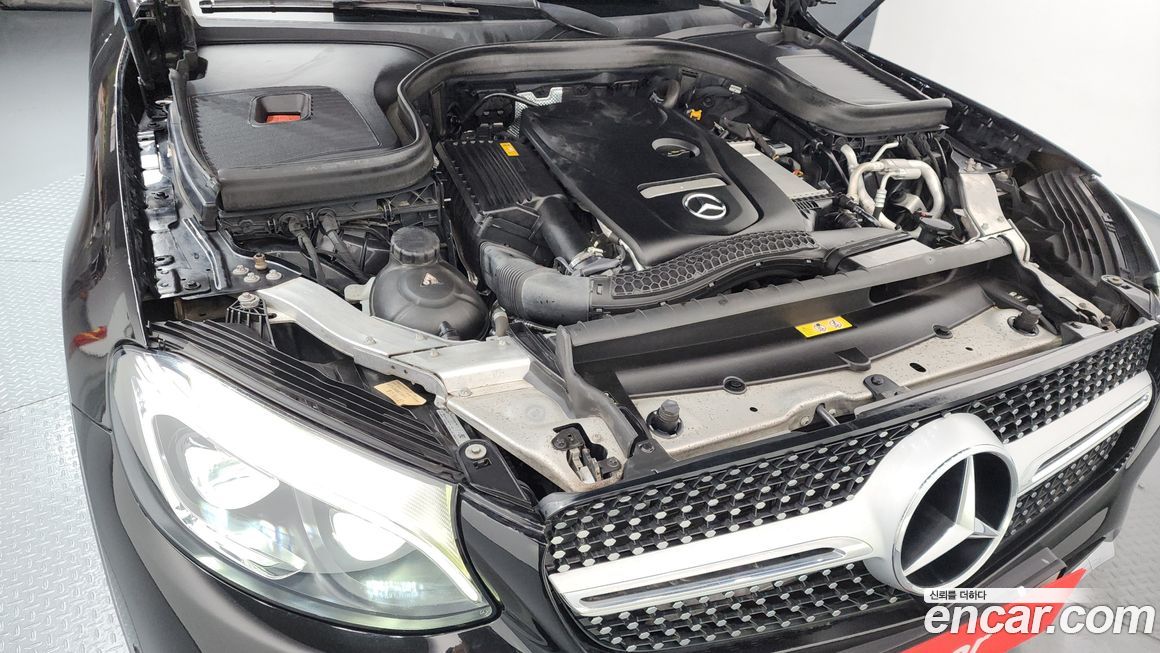 Mercedes-Benz GLC-Class 2019