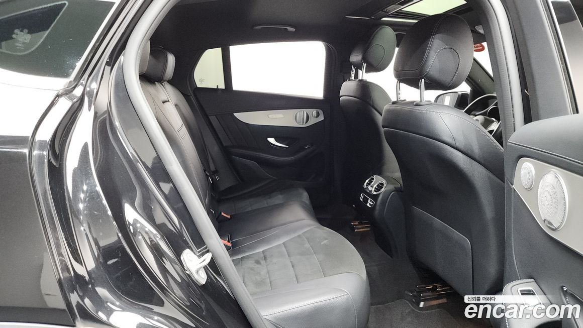 Mercedes-Benz GLC-Class 2019