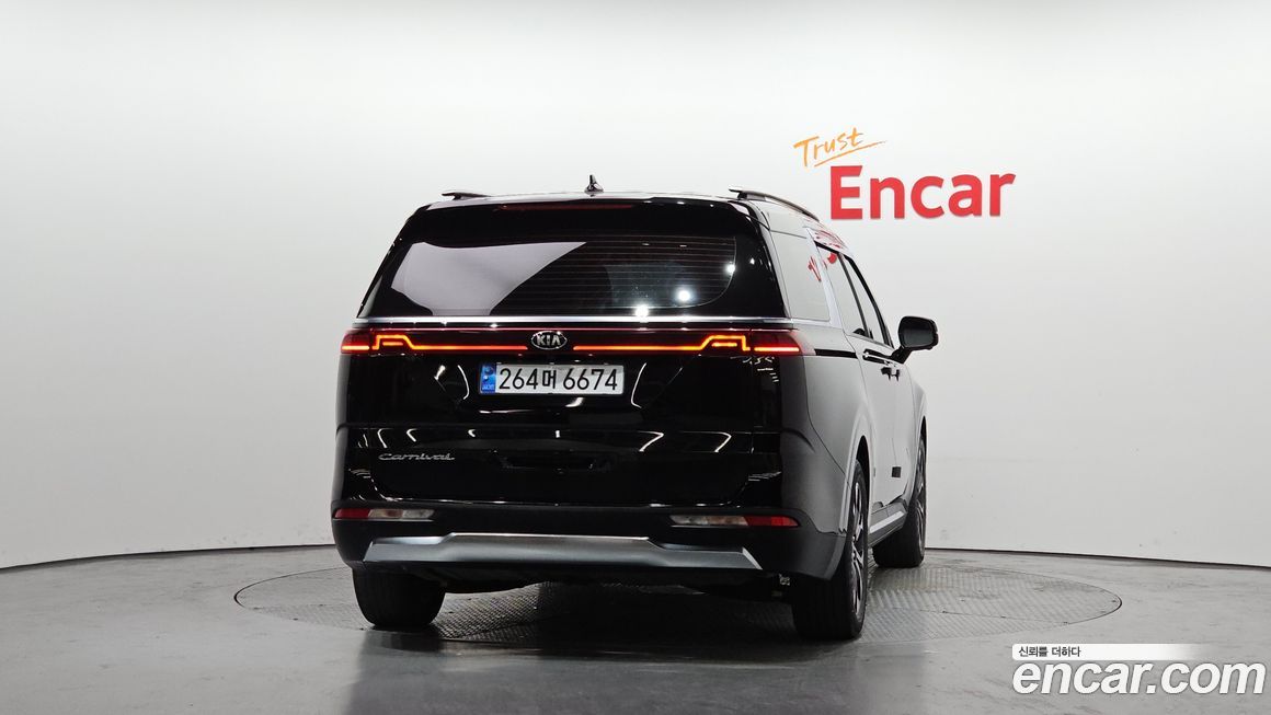 Kia Canival 2021