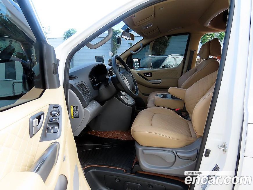 Hyundai Starex 2017