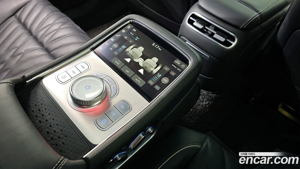 Genesis G90 2023