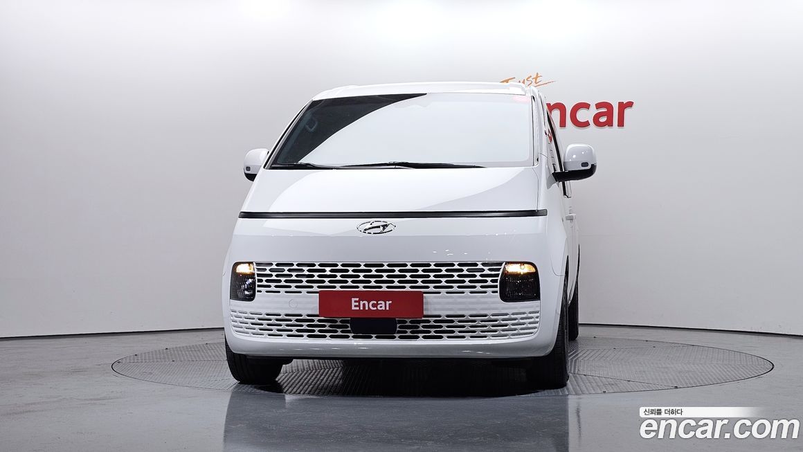 Hyundai Staria 2023